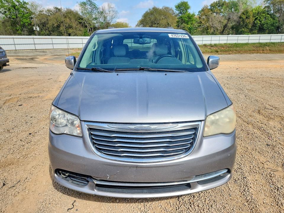 47637226 :رقم المزاد ، 2C4RC1CG9DR777365 vin ، 2013 Chrysler Town & Country مزاد بيع
