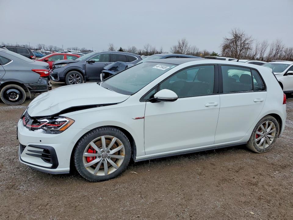 46719406 :رقم المزاد ، 3VW447AUXJM282661 vin ، 2018 Volkswagen Gti مزاد بيع