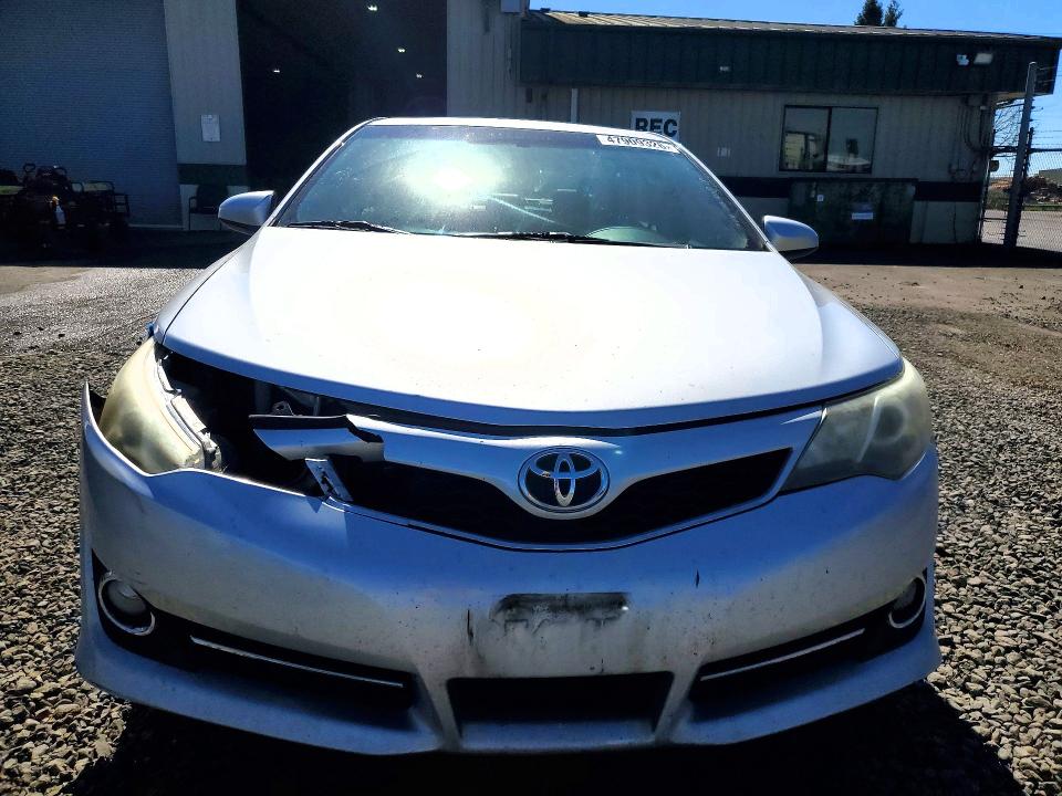 47909326 :رقم المزاد ، 4T1BF1FK3CU032472 vin ، 2012 Toyota Camry مزاد بيع