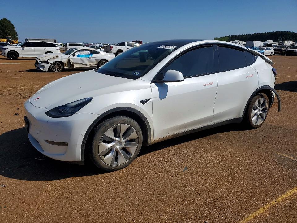 47606526 :رقم المزاد ، 5YJYGDEE9MF305305 vin ، 2021 Tesla Model Y مزاد بيع