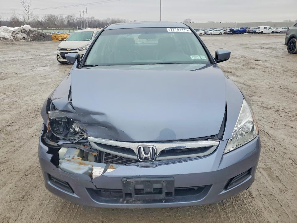 77701115 :رقم المزاد ، 1HGCM56867A070880 vin ، 2007 Honda Accord مزاد بيع