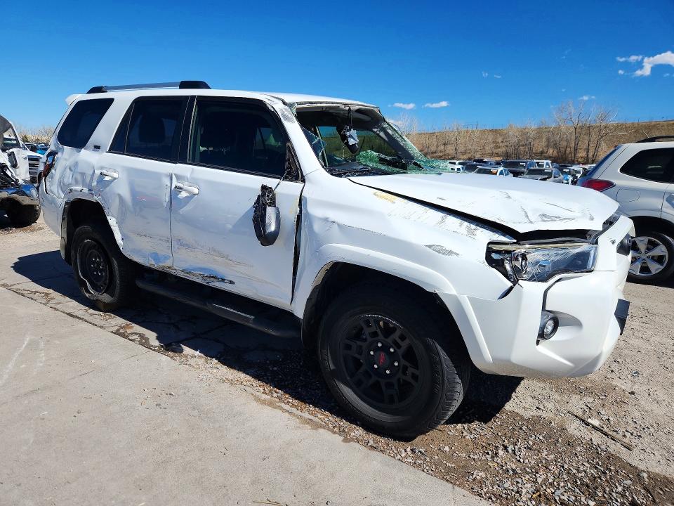 47458656 :رقم المزاد ، JTEMU5JR4M5887932 vin ، 2021 Toyota 4runner مزاد بيع