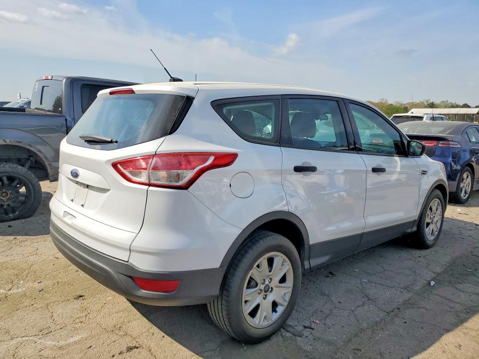 Продаж на аукціоні авто 2015 Ford Escape, vin: 1FMCU0F7XFUC85616, номер лоту: 47198846