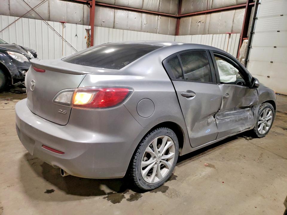 47282926 :رقم المزاد ، JM1BL1U55B1358557 vin ، 2011 Mazda 3 مزاد بيع