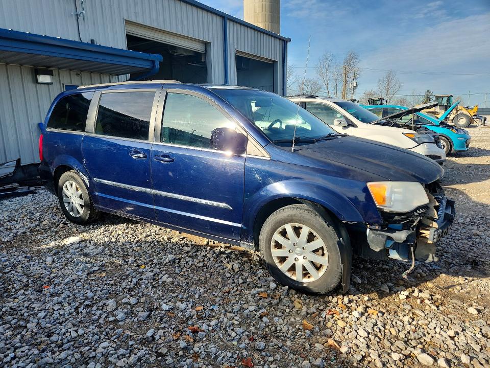 2014 Chrysler Town & Country მანქანა იყიდება აუქციონზე, vin: 2C4RC1BG6ER351667, აუქციონის ნომერი: 41602926