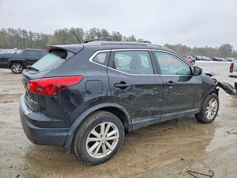 2018 Nissan Rogue Sport მანქანა იყიდება აუქციონზე, vin: JN1BJ1CR4JW288354, აუქციონის ნომერი: 41918986