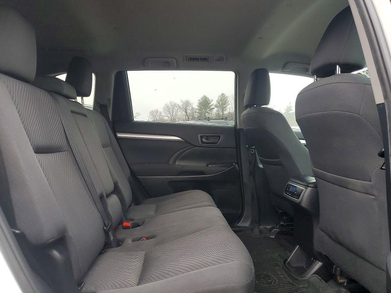 Продажа на аукционе авто 2019 Toyota Highlander, vin: 5TDBZRFH8KS728777, номер лота: 41645036
