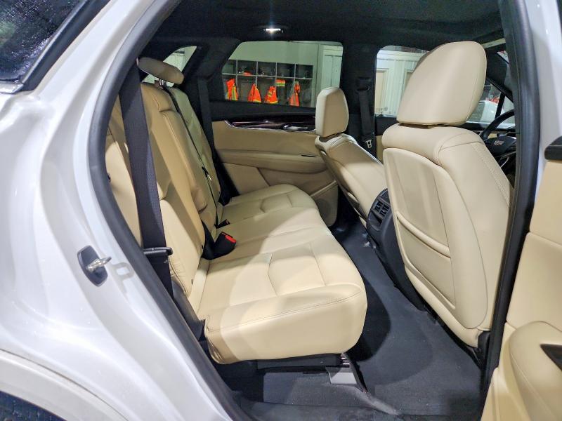 79635955 :رقم المزاد ، 1GYKNDRS6HZ105732 vin ، 2017 Cadillac Xt5 مزاد بيع