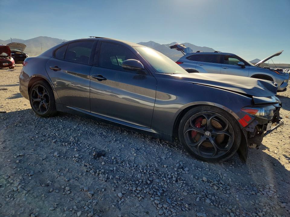 46379806 :رقم المزاد ، ZARFAMBN8K7612888 vin ، 2019 Alfa Romeo Giulia مزاد بيع
