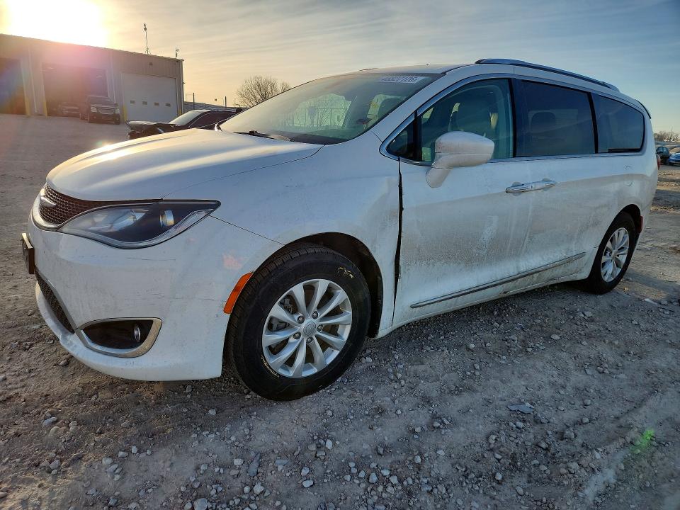 Продаж на аукціоні авто 2019 Chrysler Pacifica, vin: 2C4RC1BG8KR548075, номер лоту: 46827126