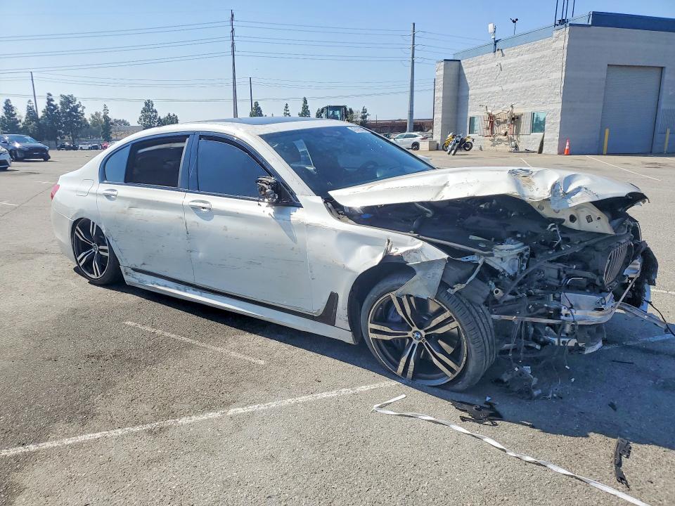 Продаж на аукціоні авто 2018 Bmw 750, vin: WBA7F0C55JGM23828, номер лоту: 47475406