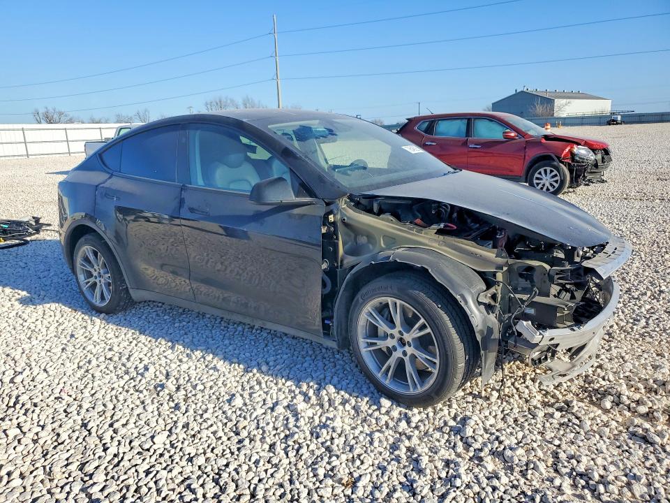 2023 Tesla Model Y მანქანა იყიდება აუქციონზე, vin: 7SAYGDEE2PA136832, აუქციონის ნომერი: 79548825