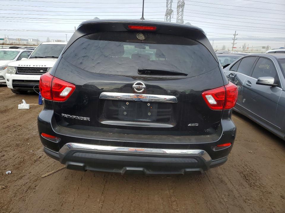 Продажа на аукционе авто 2017 Nissan Pathfinder, vin: 5N1DR2MM2HC914000, номер лота: 47026476