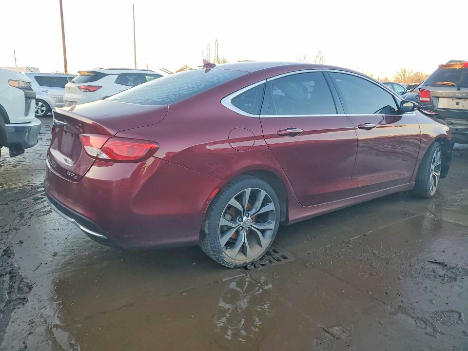 41818296 :رقم المزاد ، 1C3CCCCB6FN560298 vin ، 2015 Chrysler 200 مزاد بيع