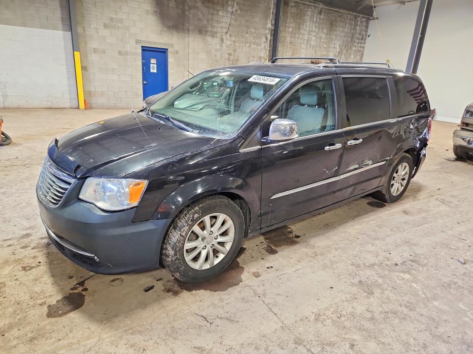 2015 Chrysler Town & Country მანქანა იყიდება აუქციონზე, vin: 2C4RC1GG4FR711271, აუქციონის ნომერი: 45634816