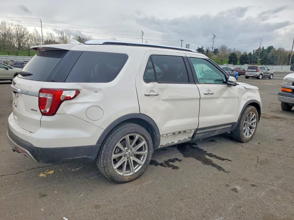 47051506 :رقم المزاد ، 1FM5K8F86GGA18933 vin ، 2016 Ford Explorer مزاد بيع