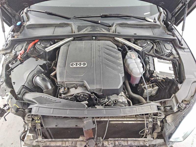 46773726 :رقم المزاد ، WAUCBCF55NA030637 vin ، 2022 Audi A5 مزاد بيع