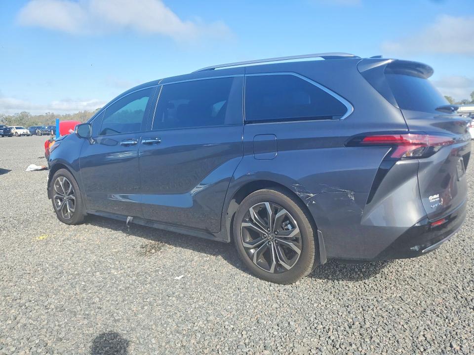 79828985 :رقم المزاد ، 5TDERKEC4SS284680 vin ، 2025 Toyota Sienna مزاد بيع