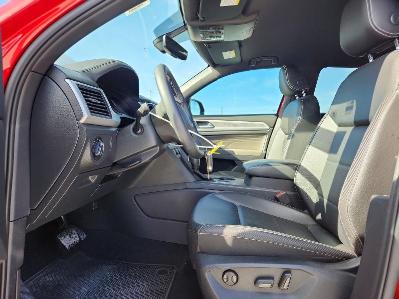 2021 Volkswagen Atlas Cross Sport მანქანა იყიდება აუქციონზე, vin: 1V2WC2CA0MC207668, აუქციონის ნომერი: 45655156