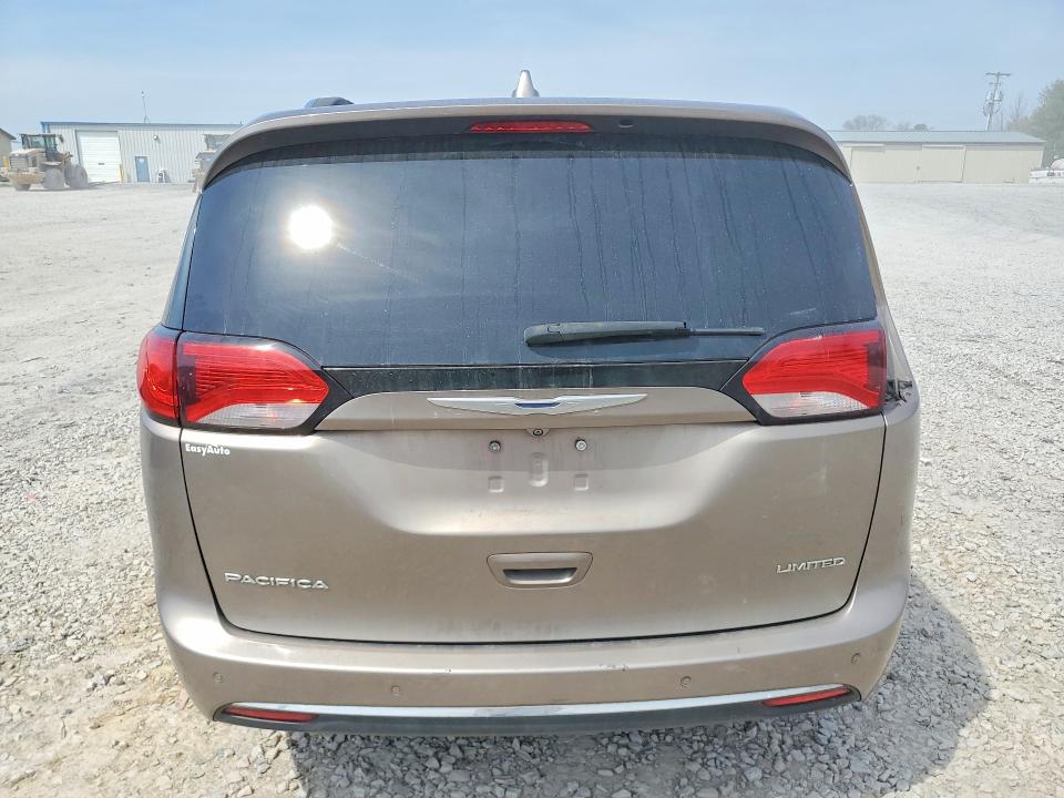 46732196 :رقم المزاد ، 2C4RC1GG9HR744415 vin ، 2017 Chrysler Pacifica مزاد بيع