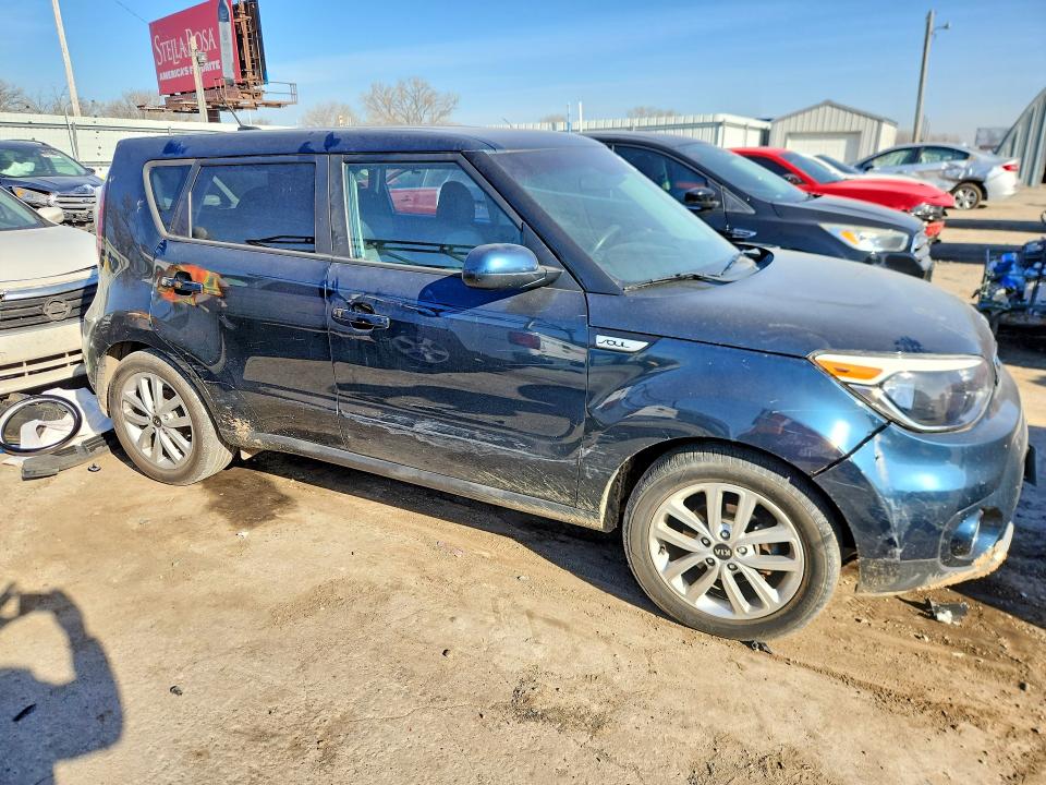 Продажа на аукционе авто 2018 Kia Soul, vin: KNDJP3A55J7569107, номер лота: 46828856