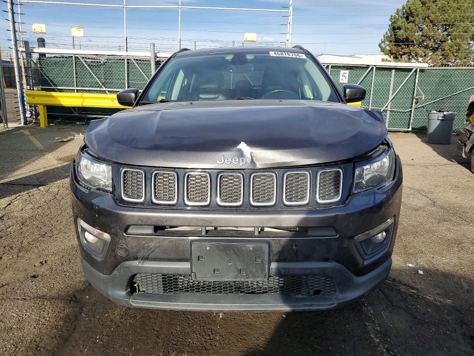 46878766 :رقم المزاد ، 3C4NJCBB9HT647630 vin ، 2017 Jeep Compass مزاد بيع