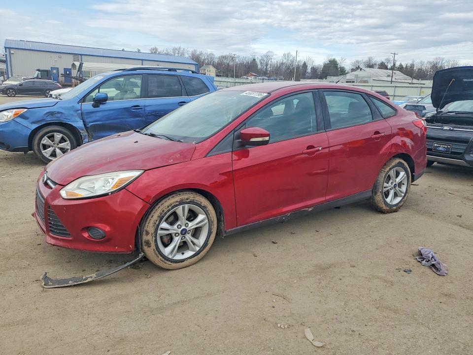 Auction sale of the 2014 Ford Focus, vin: 1FADP3F22EL449375, lot number: 45837796