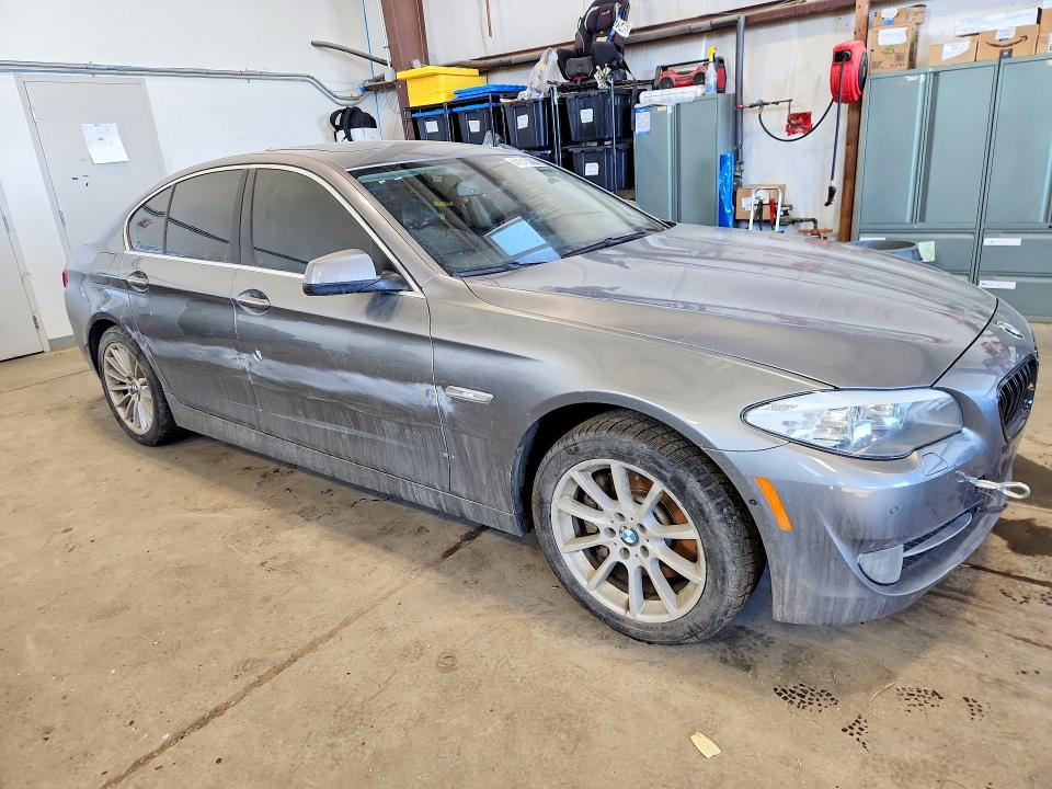 41818366 :رقم المزاد ، WBAFU7C51DDU70757 vin ، 2013 Bmw 535 مزاد بيع