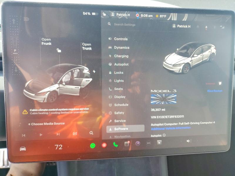 Продаж на аукціоні авто 2024 Tesla Model 3, vin: 5YJ3E1ET2RF832011, номер лоту: 47185416