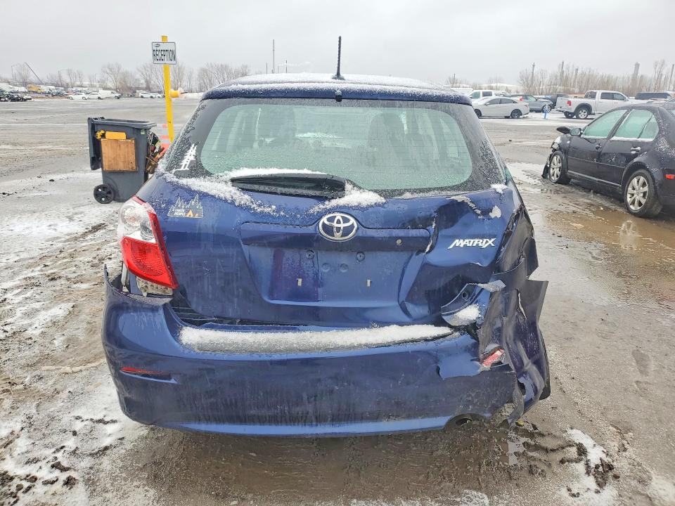47960966 :رقم المزاد ، 2T1KU4EE9CC796671 vin ، 2012 Toyota Matrix مزاد بيع