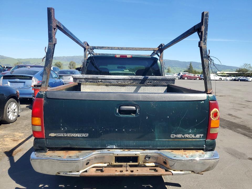 2002 Chevrolet Silverado მანქანა იყიდება აუქციონზე, vin: 2GCEC19V521223630, აუქციონის ნომერი: 79319775