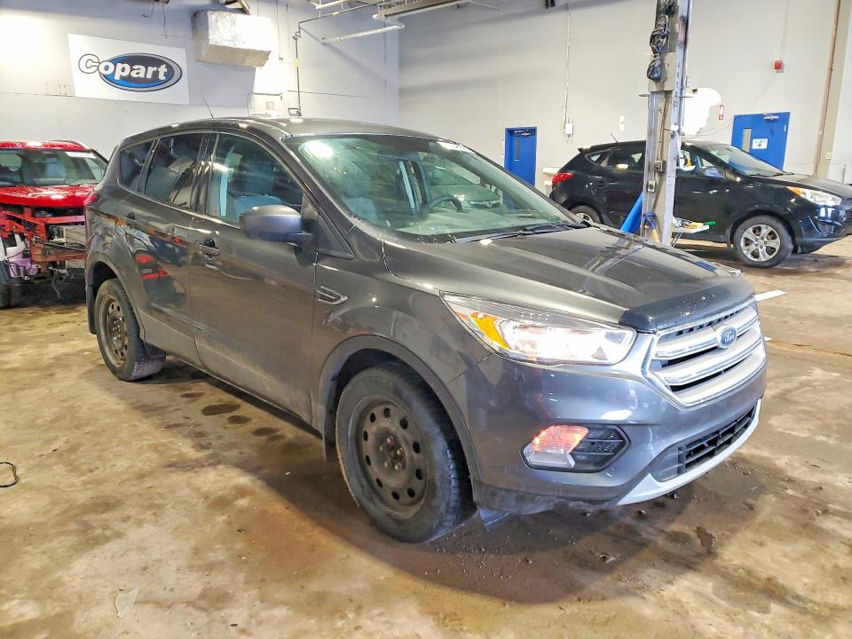 2019 Ford Escape მანქანა იყიდება აუქციონზე, vin: 1FMCU9GD1KUC40356, აუქციონის ნომერი: 45648996