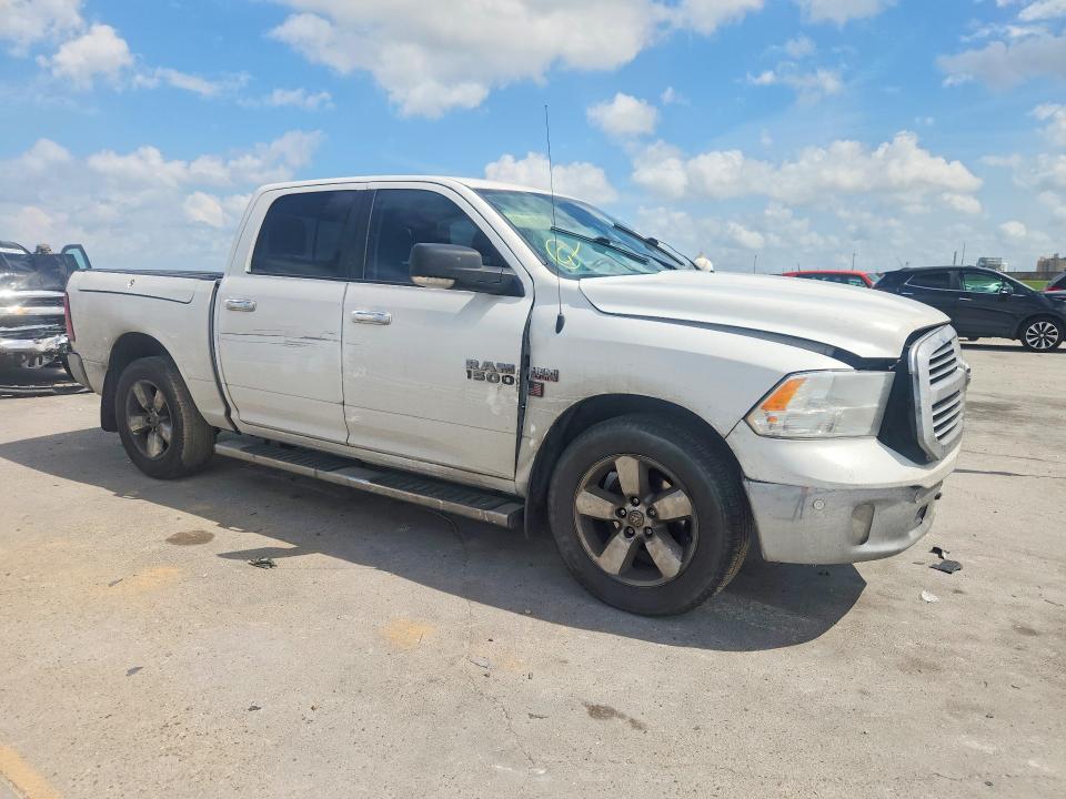 Продажа на аукционе авто 2018 Ram 1500, vin: 1C6RR6LT3JS180805, номер лота: 45731536