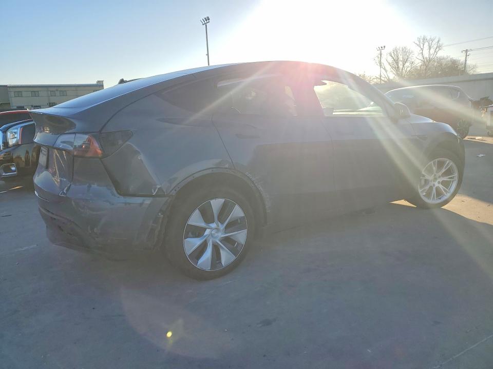 45818766 :رقم المزاد ، 7SAYGDEE3PF785574 vin ، 2023 Tesla Model Y مزاد بيع