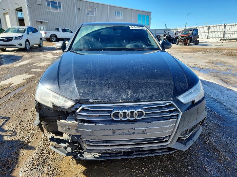 Продажа на аукционе авто 2017 Audi A4, vin: WAUFNAF4XHN010025, номер лота: 41835316