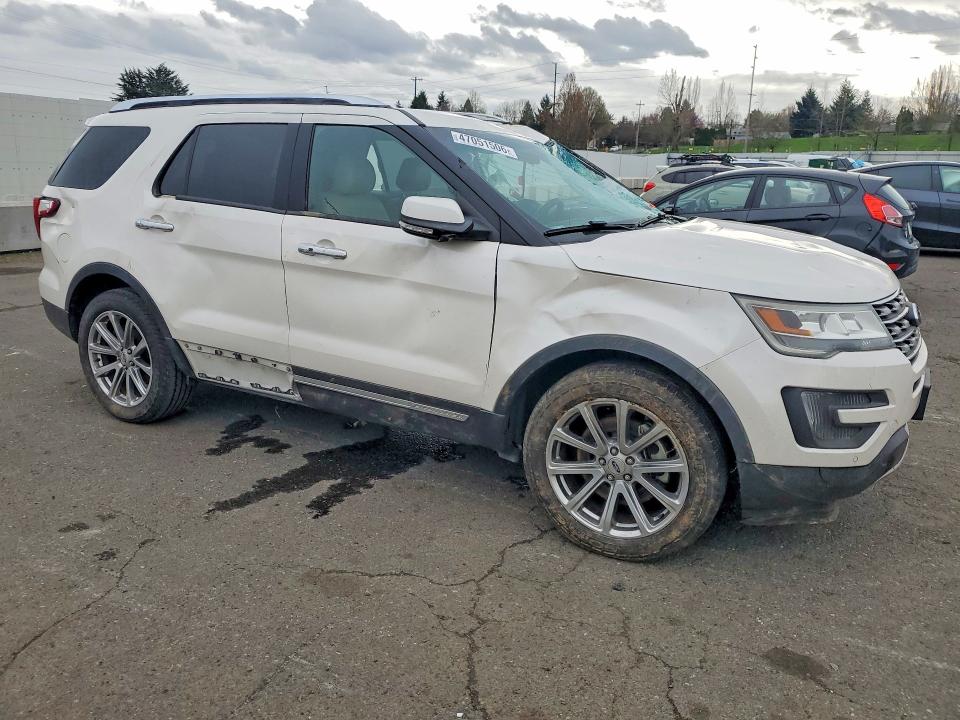47051506 :رقم المزاد ، 1FM5K8F86GGA18933 vin ، 2016 Ford Explorer مزاد بيع