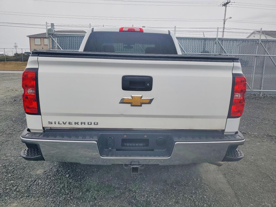 48387006 :رقم المزاد ، 3GCUKNEC8JG588223 vin ، 2018 Chevrolet Silverado مزاد بيع