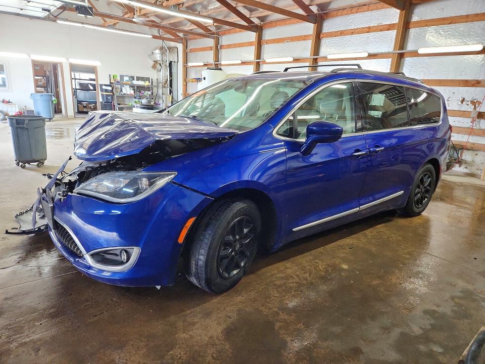 2020 Chrysler Pacifica მანქანა იყიდება აუქციონზე, vin: 2C4RC1BG3LR285687, აუქციონის ნომერი: 48311316