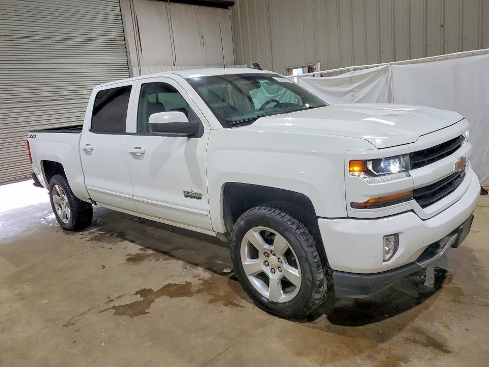 Продажа на аукционе авто 2018 Chevrolet Silverado, vin: 3GCUKREC6JG266834, номер лота: 79528215