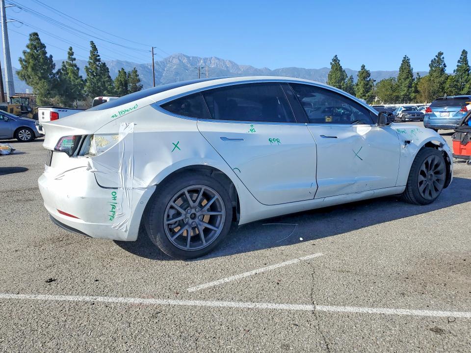 79046045 :رقم المزاد ، 5YJ3E1EA7LF645109 vin ، 2020 Tesla Model 3 مزاد بيع