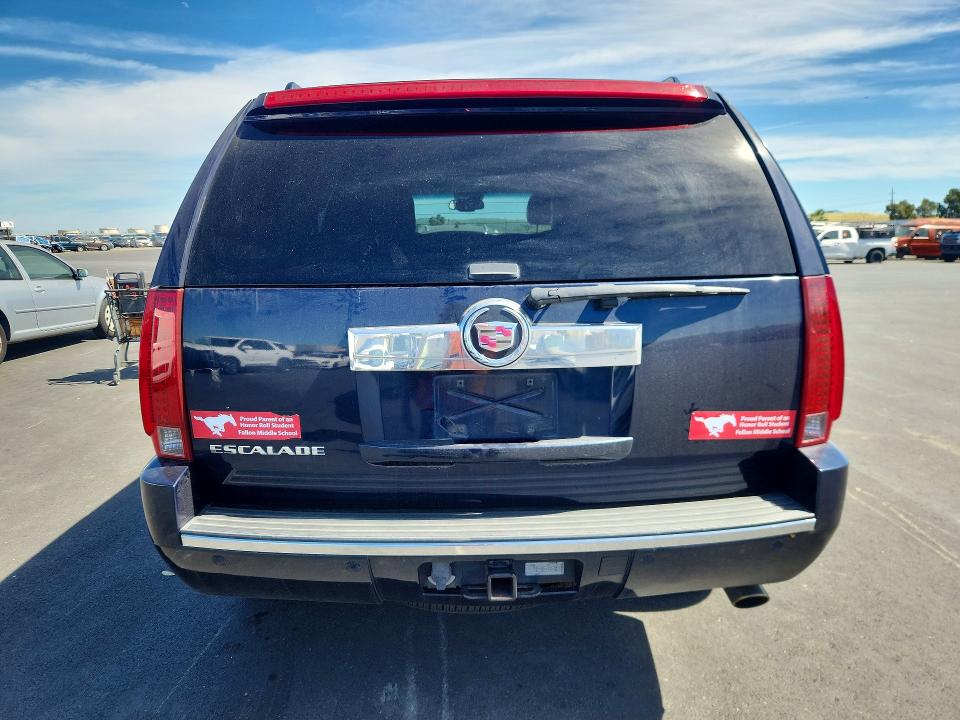 2007 Cadillac Escalade მანქანა იყიდება აუქციონზე, vin: 1GYFK63867R294416, აუქციონის ნომერი: 46774276