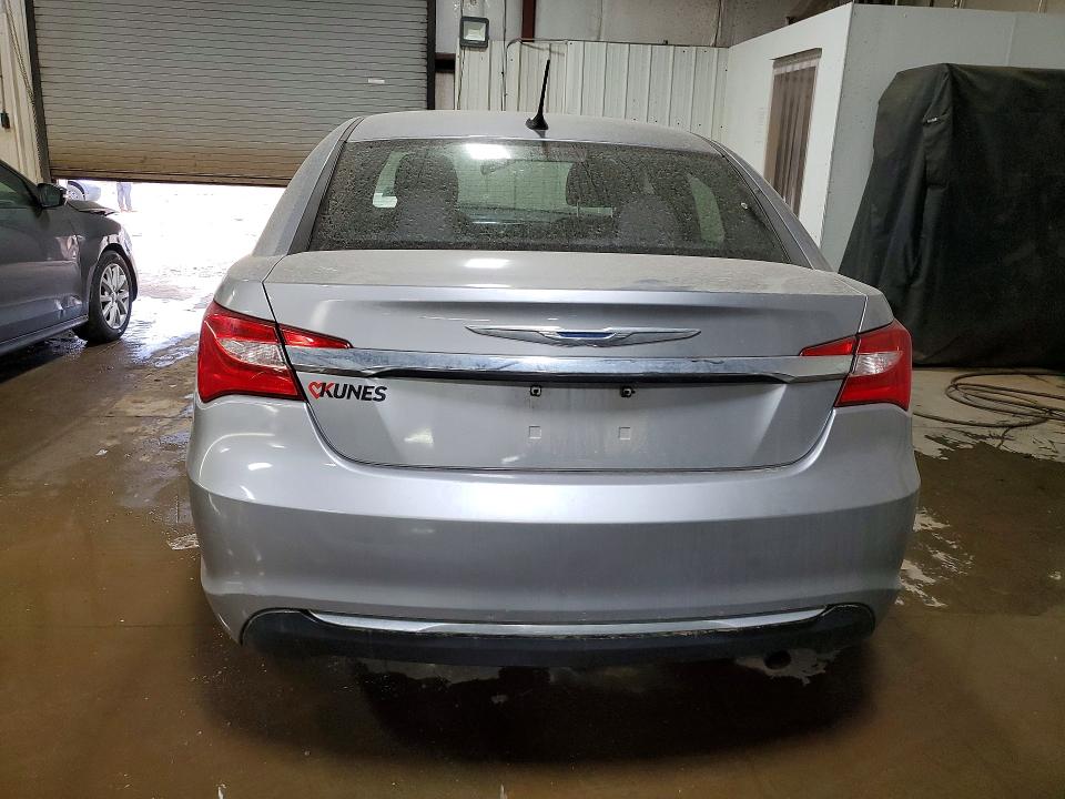 Aukcja sprzedaży 2013 Chrysler 200, vin: 1C3CCBAB7DN686633, numer aukcji: 47283046