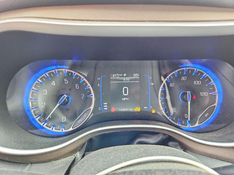 45984896 :رقم المزاد ، 2C4RC1FG9KR505598 vin ، 2019 Chrysler Pacifica مزاد بيع