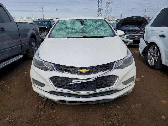 46550816 :رقم المزاد ، 3G1BE6SM6HS545100 vin ، 2017 Chevrolet Cruze مزاد بيع