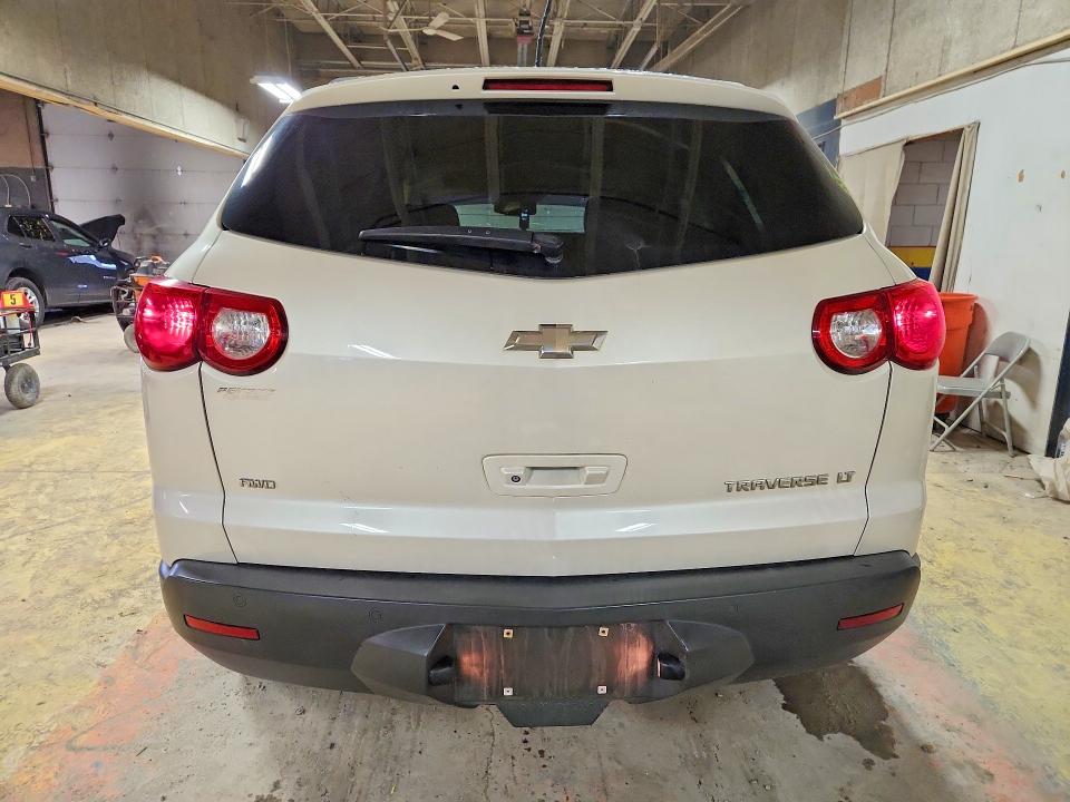 2011 Chevrolet Traverse მანქანა იყიდება აუქციონზე, vin: 1GNKVJED5BJ216815, აუქციონის ნომერი: 46113296
