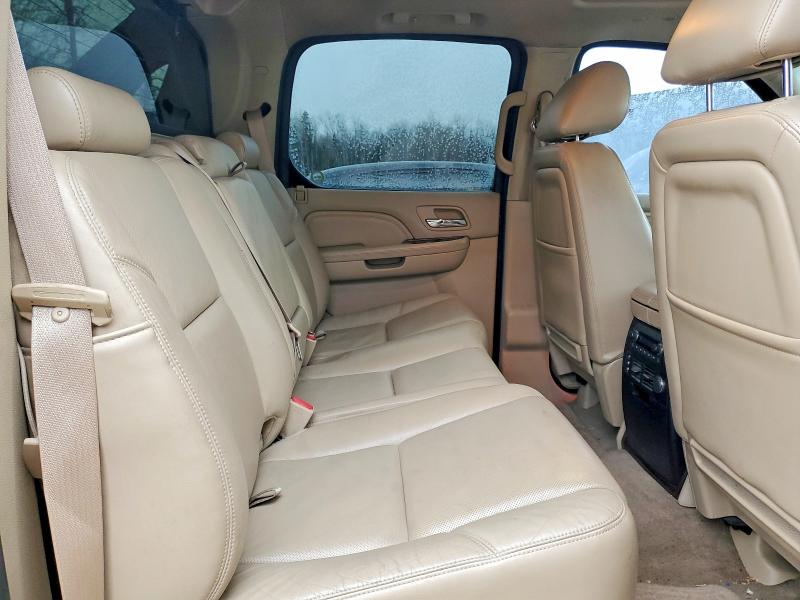 Продажа на аукционе авто 2010 Cadillac Escalade, vin: 3GYVKMEF6AG177695, номер лота: 79241375