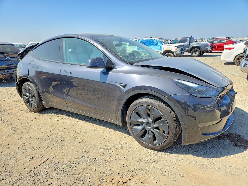Продаж на аукціоні авто 2024 Tesla Model Y, vin: 7SAYGAEE8RF180547, номер лоту: 46916096