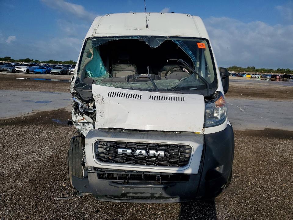 Продажа на аукционе авто 2019 Ram Promaster 3500, vin: 3C6URVJG5KE555639, номер лота: 42016636