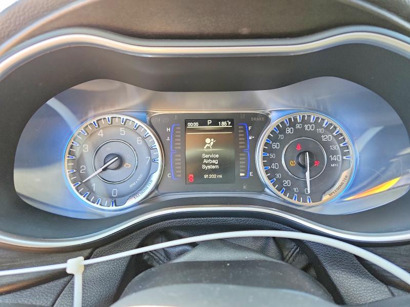 2015 Chrysler 200 მანქანა იყიდება აუქციონზე, vin: 1C3CCCAB1FN714287, აუქციონის ნომერი: 46811596