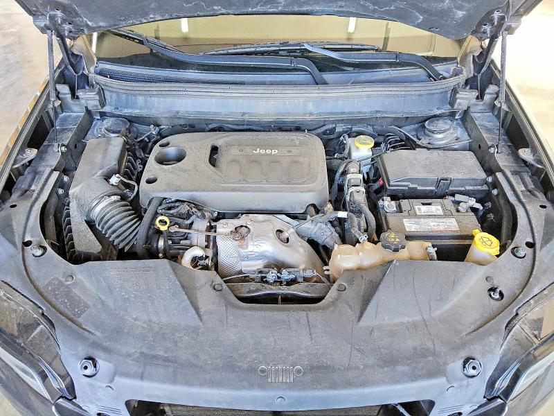 93732715 :رقم المزاد ، 1C4PJMLN4KD293746 vin ، 2019 Jeep Cherokee مزاد بيع